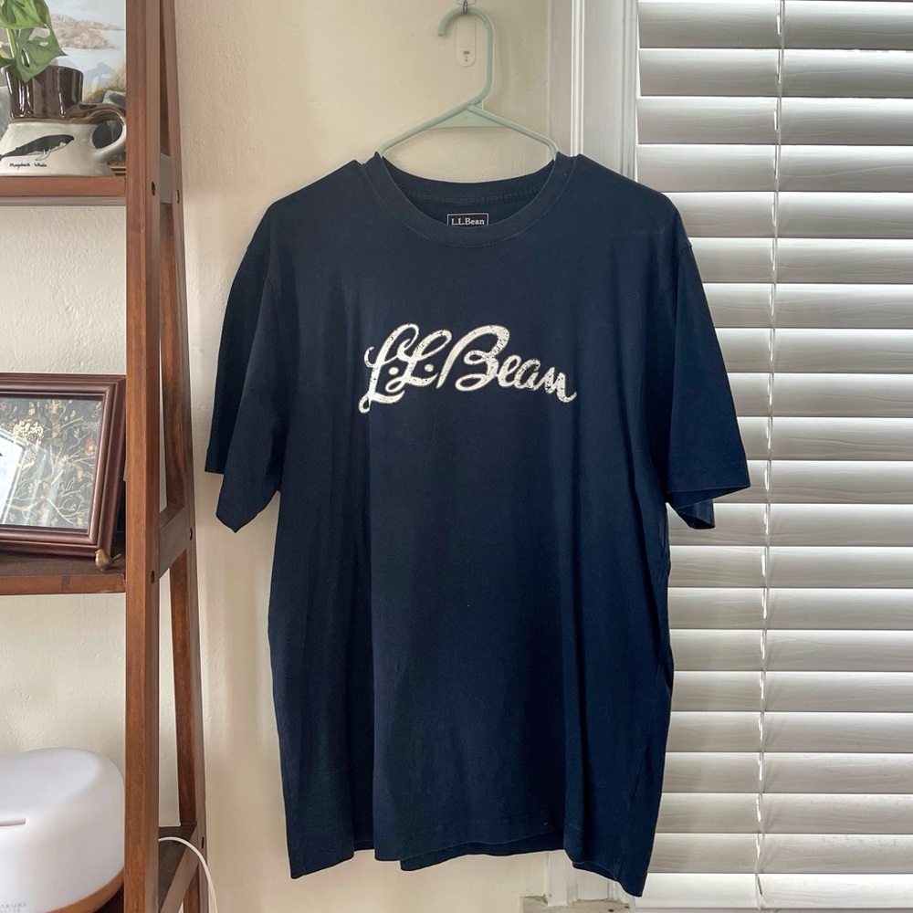 L.L.Bean navy blue cotton t-shirt with white logo medium